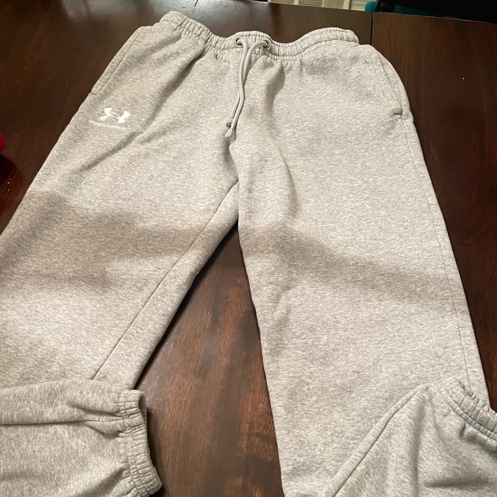 Boys large under armour sweatpants